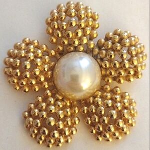 Signed Chunky Gold-Tone Metal Flower Faux Pearl Center Brooch